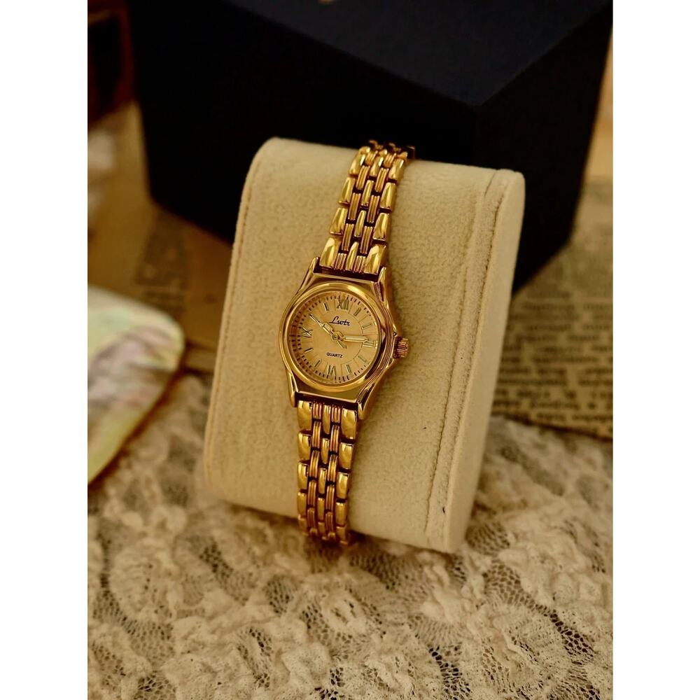 Gold French Vintage Style Unique Elegant Women’s Wrist Watch Trendy Cute Gift